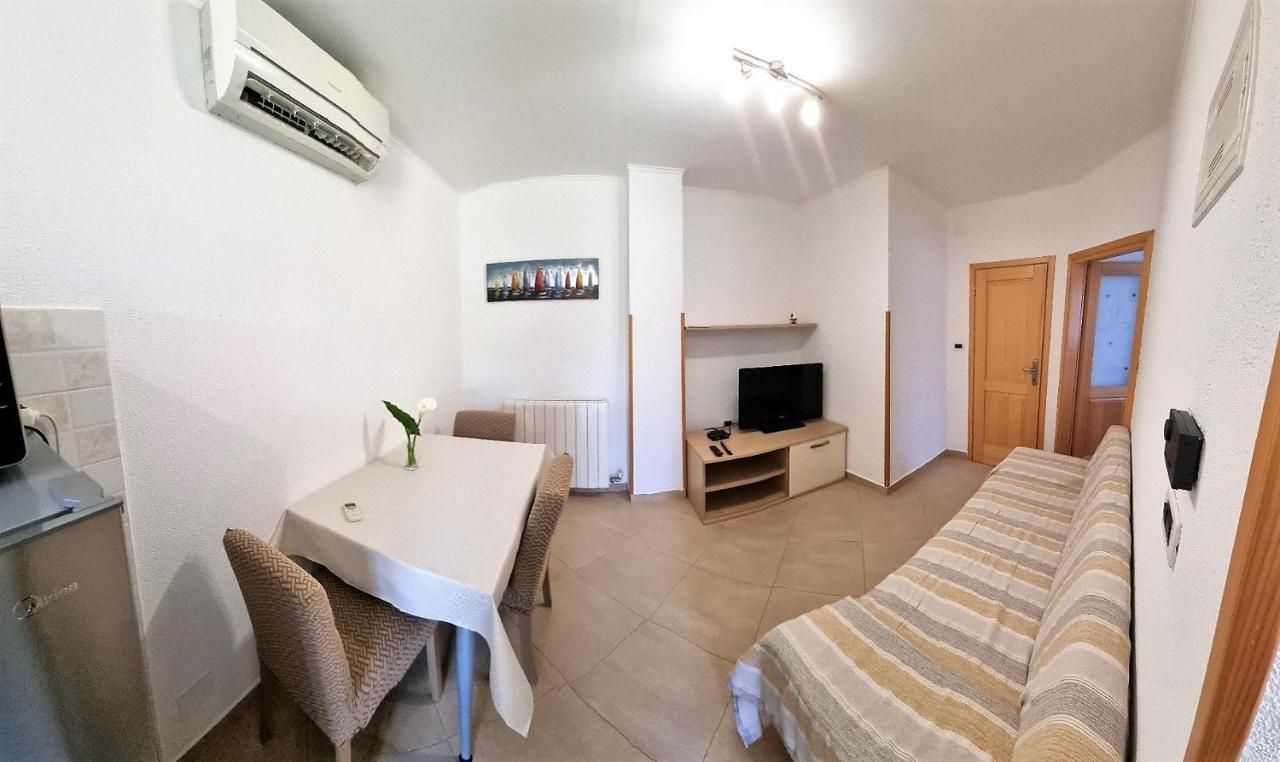 Apartments Valentina Umag Luaran gambar