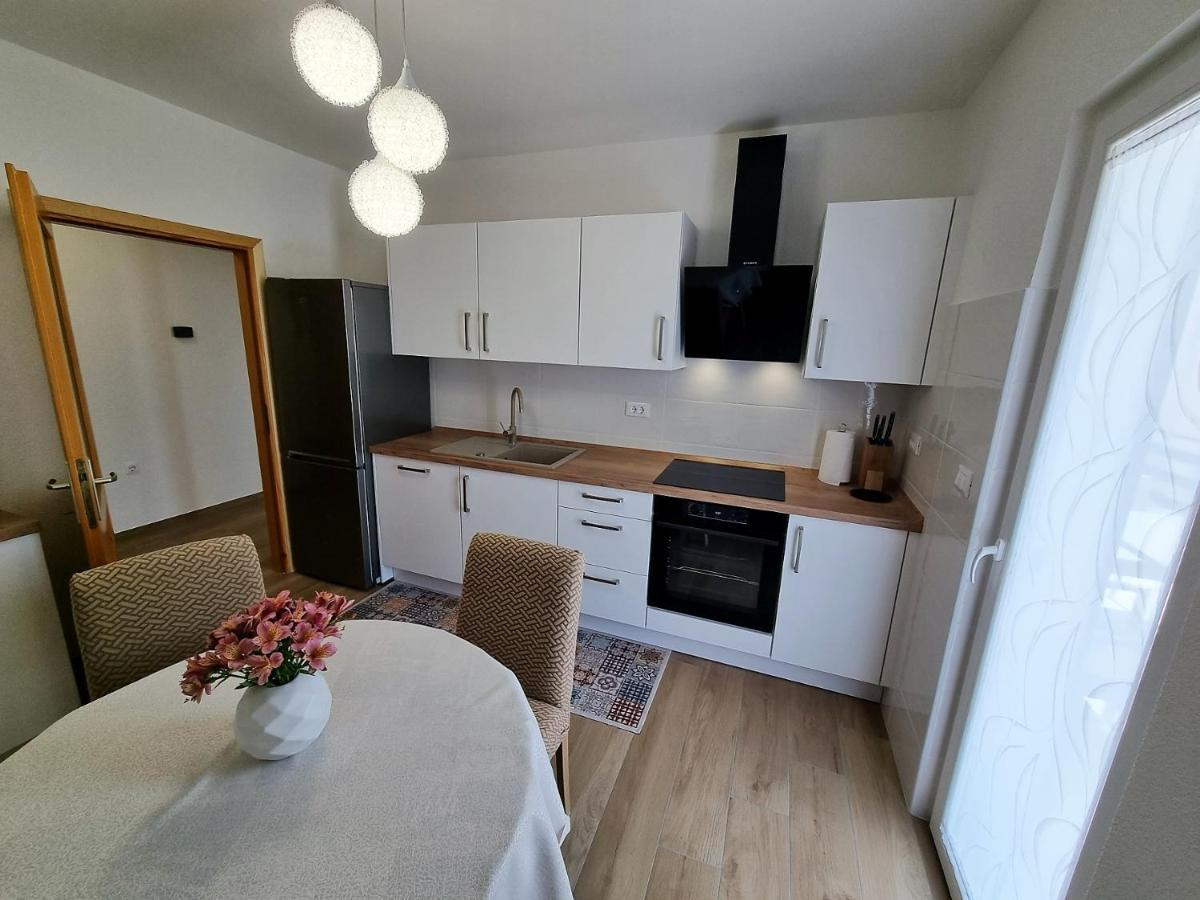 Apartments Valentina Umag Luaran gambar