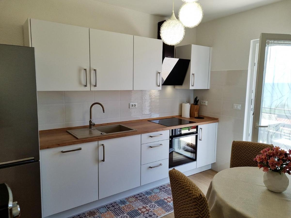 Apartments Valentina Umag Luaran gambar