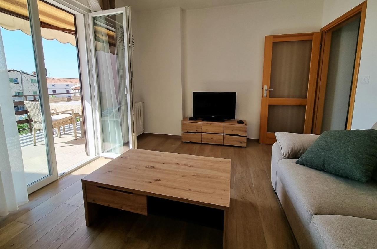 Apartments Valentina Umag Luaran gambar